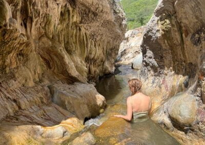 Ultimate Hike Hierve el Agua + Teotitlán 10 hierve agua mezcal 19