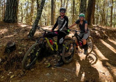 mtb theworld oaxaca galeria enduro tour couple forest